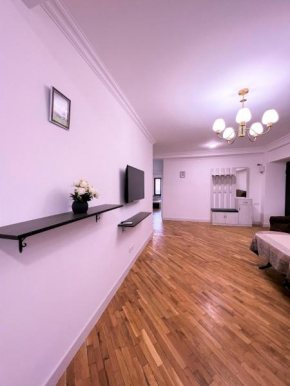 Cosy apt Near Republic Square